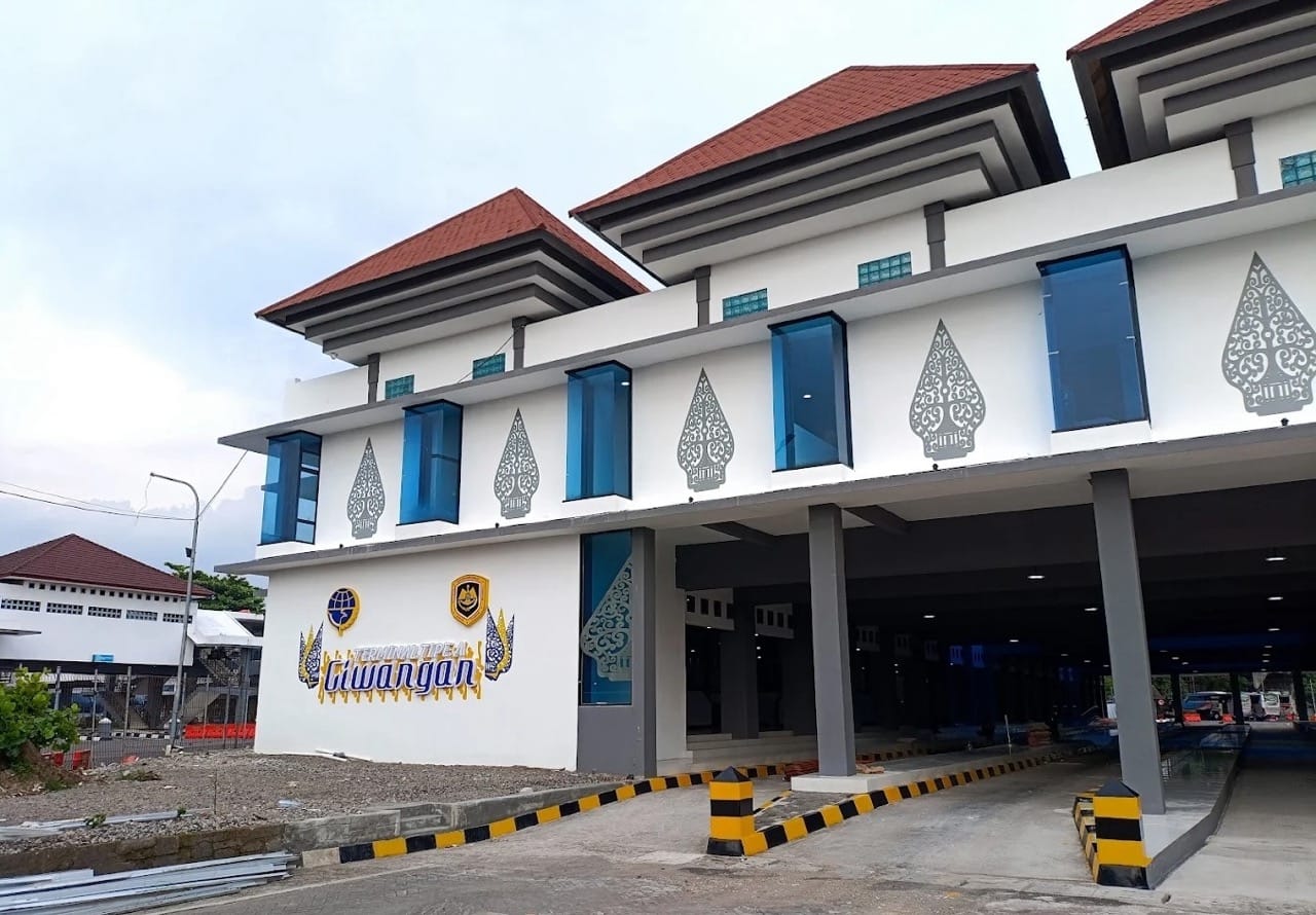 Terminal giwangan1 catrawarta