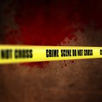 Ilustrasi garis polisi di lokasi kejadian perkara Kasus dugaan penganiayaan oleh anggota brimob yang menewaskan seorang siswa di maluku tenggara kembali memicu sorotan terhadap penggunaan kekuatan aparat dan evaluasi psikologi internal kepolisian