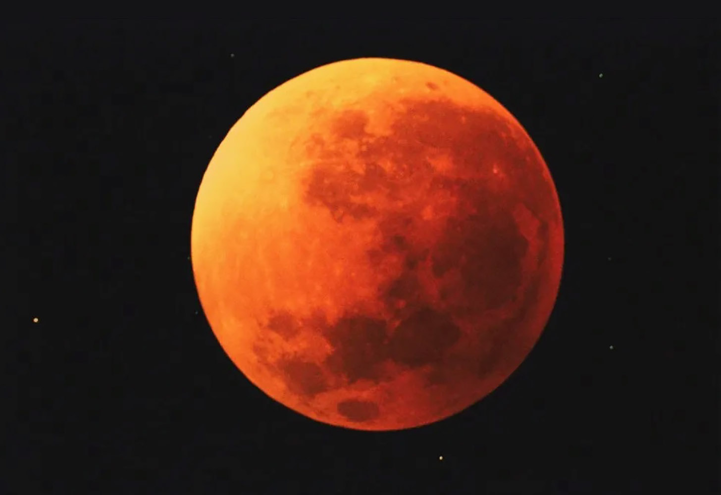 Gerhana bulan catrawarta