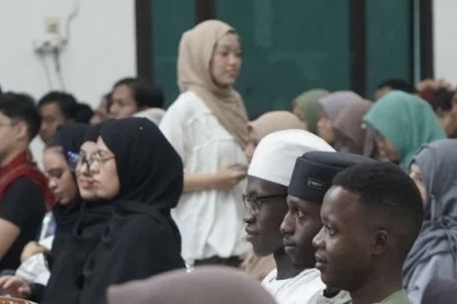 Kementerian agama mendorong konsep lovebased curriculum sebagai pendekatan baru pendidikan yang menempatkan nilai spiritual dan kemanusiaan sebagai fondasi pembelajaran catrawarta Kementerian agama mendorong konsep love based curriculum sebagai pendekatan baru pendidikan yang menempatkan nilai spiritual dan kemanusiaan sebagai fondasi pembelajaran