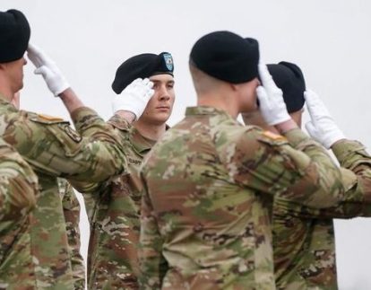 Amerika Serikat kembali meningkatkan kehadiran militernya di Timur Tengah dengan mengirim sekitar 3.500 personel tambahan.