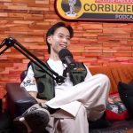 Vidi aldiano tampak kurus karena penyakit kanker yang dideritanya namun tetap hadir di program podhub Sumber youtube deddy corbuzier