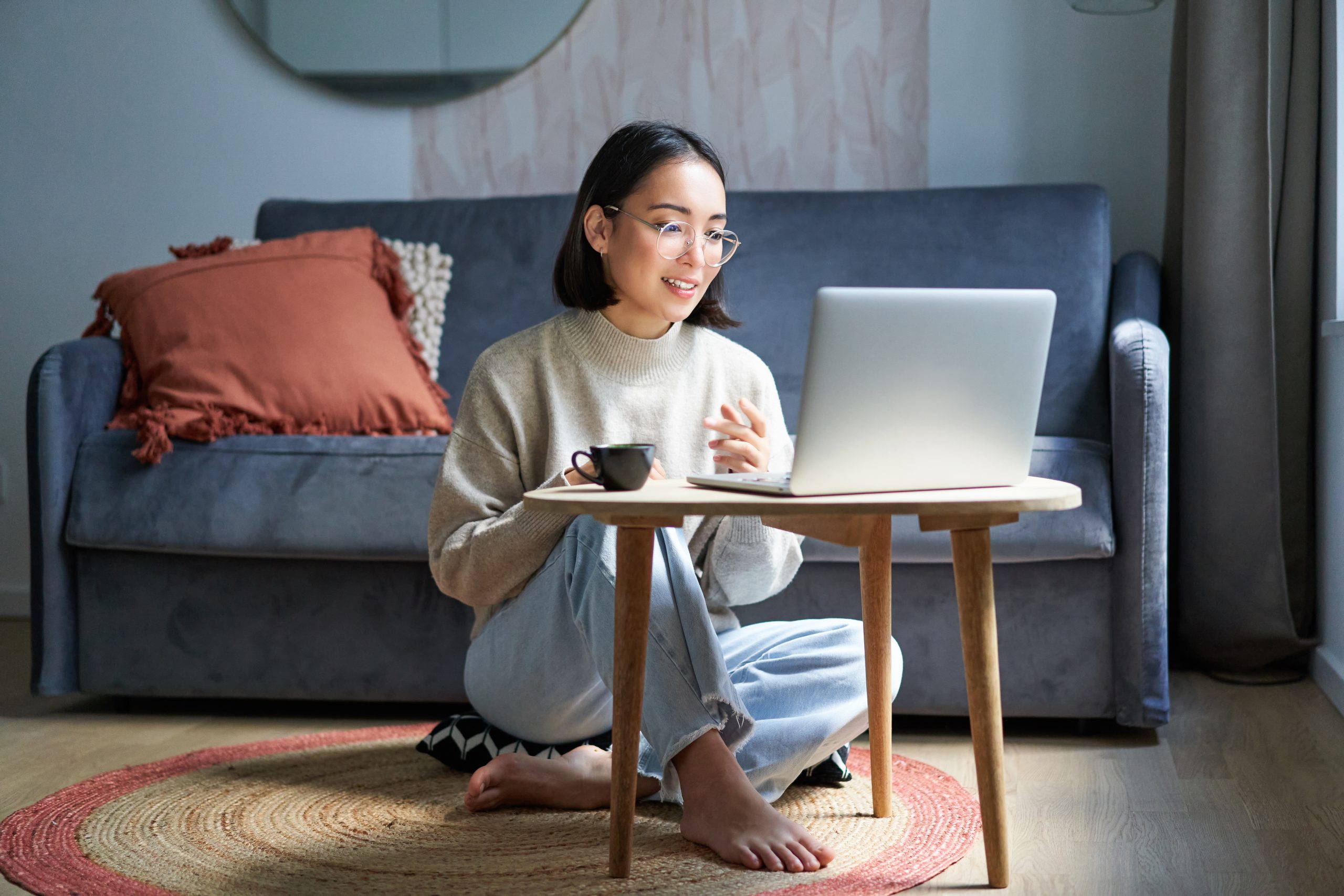 Wfh menghadirkan peluang baru yang sebelumnya sulit diakses dalam pola kerja konvensional