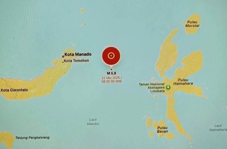 Map showing a recent earthquake west of Manado, Indonesia: magnitude 5.8 dated 22 May 2026 at 08:05 WIB, marker near Kota Manado/Kota Tomohon.