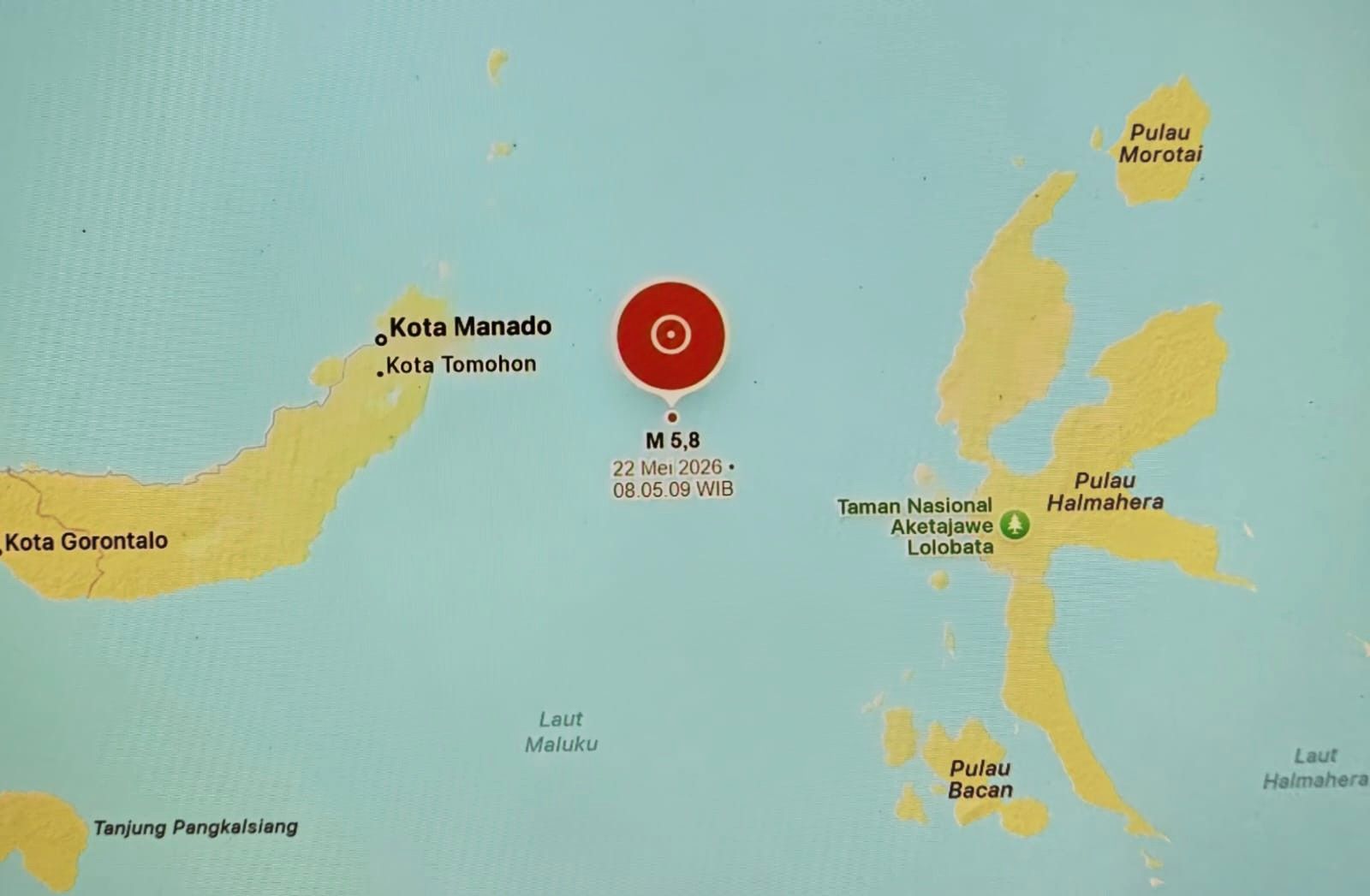 Map showing a recent earthquake west of manado indonesia magnitude 5 8 dated 22 may 2026 at 0805 wib marker near kota manadokota tomohon