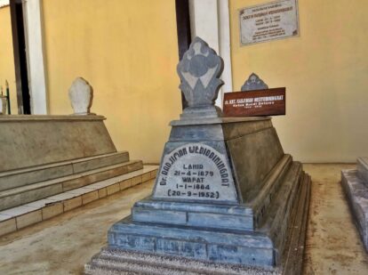 Makam KRT Radjiman Wedyodiningrat di Kalurahan Sendangadi, Mlati, Sleman, DIY (Dok. Catrawarta)