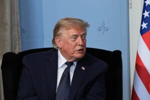 Sepakat Damai, Trump Beri Kompensasi ke Iran