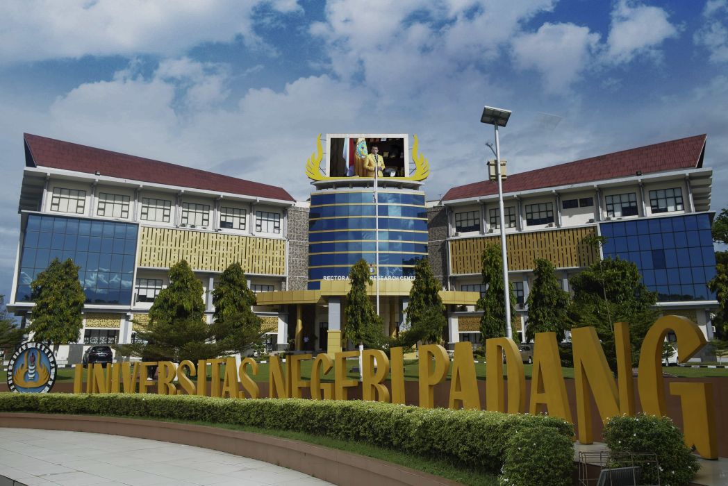 Kampus inilah kampus universitas negeri padang tempat dua orang tertembak peluru nyasar sumber dok unp