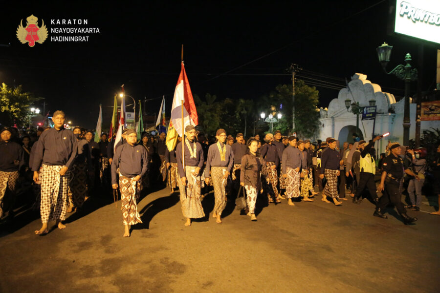 C9e1f25b22fa46969bb65880fec91d00 catrawarta Paguyuban abdi dalem keraton yogyakarta bersama dinas kebudayaan kundha kabudayan diy akan menyelenggarakan lampah budaya mubeng beteng 2026 pada selasa malam 1662026