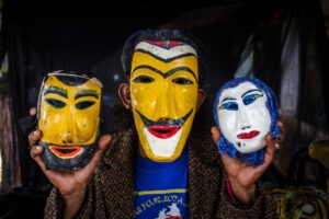Nilai Kesantunan dalam Seni Pertunjukan Melayu