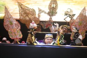 Wayang Ajen, Inovasi Wayang Golek Mendunia