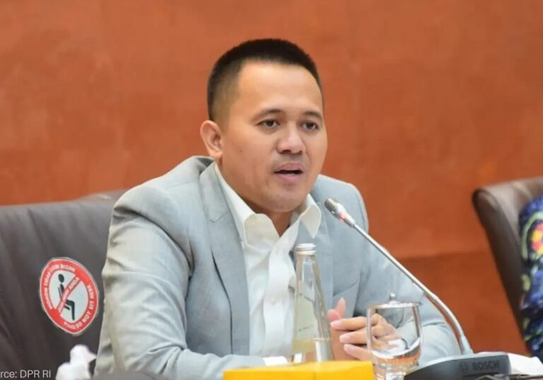 Anggota Komisi VI DPR Mufti Anam yang membongkar dugaan mark up pengadaan kipas angin senilai Rp1 juta untuk program KDMP.