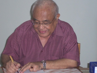 Anton moeliono pakar bahasa yang meninggal 25 juli 2011