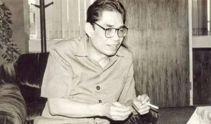 Baharuddin Lopa foto hitam putih jadi Jaksa Agung terhormat yang jadi musuh koruptor.