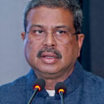 Menteri pendidikan india dharmendra pradhan mengumumkan pengunduran dirinya melalui platform media sosial x