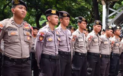 Polri mendapat survei global yang buruk tapi dipercaya dalam negeri catrawarta Polri mendapat survei global yang buruk tapi dipercaya dalam negeri