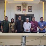 Bupati purwakarta saepul bahri binzein menjalani pemeriksaan di kemendagri