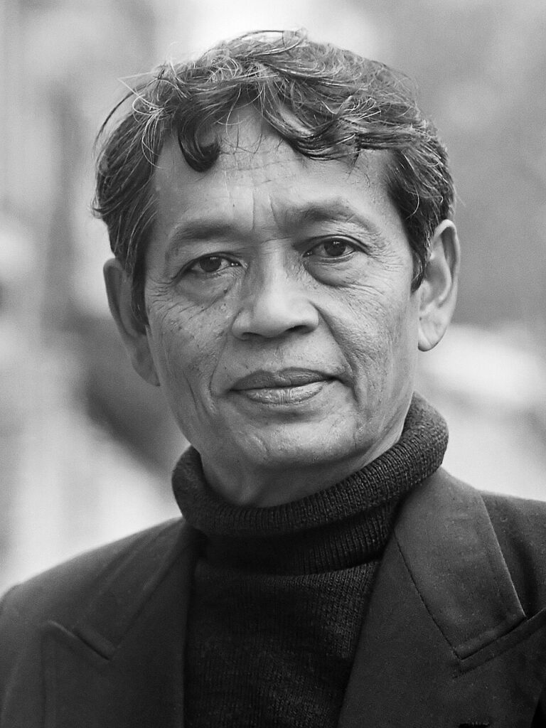 Pidato kebudayaan bertajuk "Manusia Indonesia" yang disampaikan sastrawan sekaligus wartawan Mochtar Lubis masih didiskusikan hingga kini.