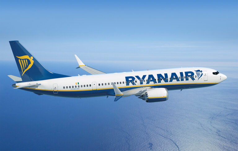 Badan Keselamatan Penerbangan Uni Eropa atau European Union Aviation Safety Agency (EASA) tengah menyelidiki insiden jendela kabin pesawat Ryanair di udara