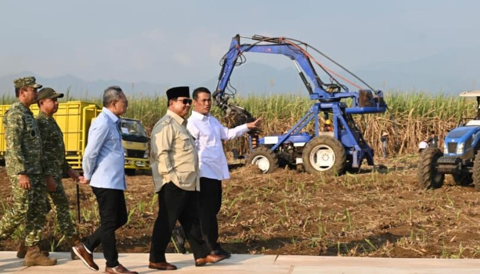 Presiden prabowo subianto saat menghadiri panen raya serentak tni di lanud abdulrachman saleh malang jawa timur jumat 177 catrawarta Presiden prabowo subianto saat menghadiri panen raya serentak tni di lanud abdulrachman saleh malang jawa timur jumat 177